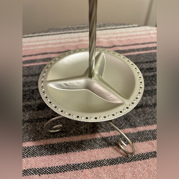 🔥 EUC. jewelry rack (spins) - Picture 9 of 10